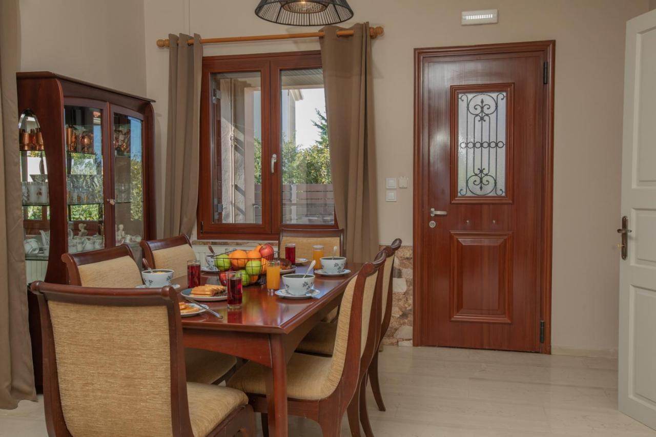 Holiday home Stathatos *