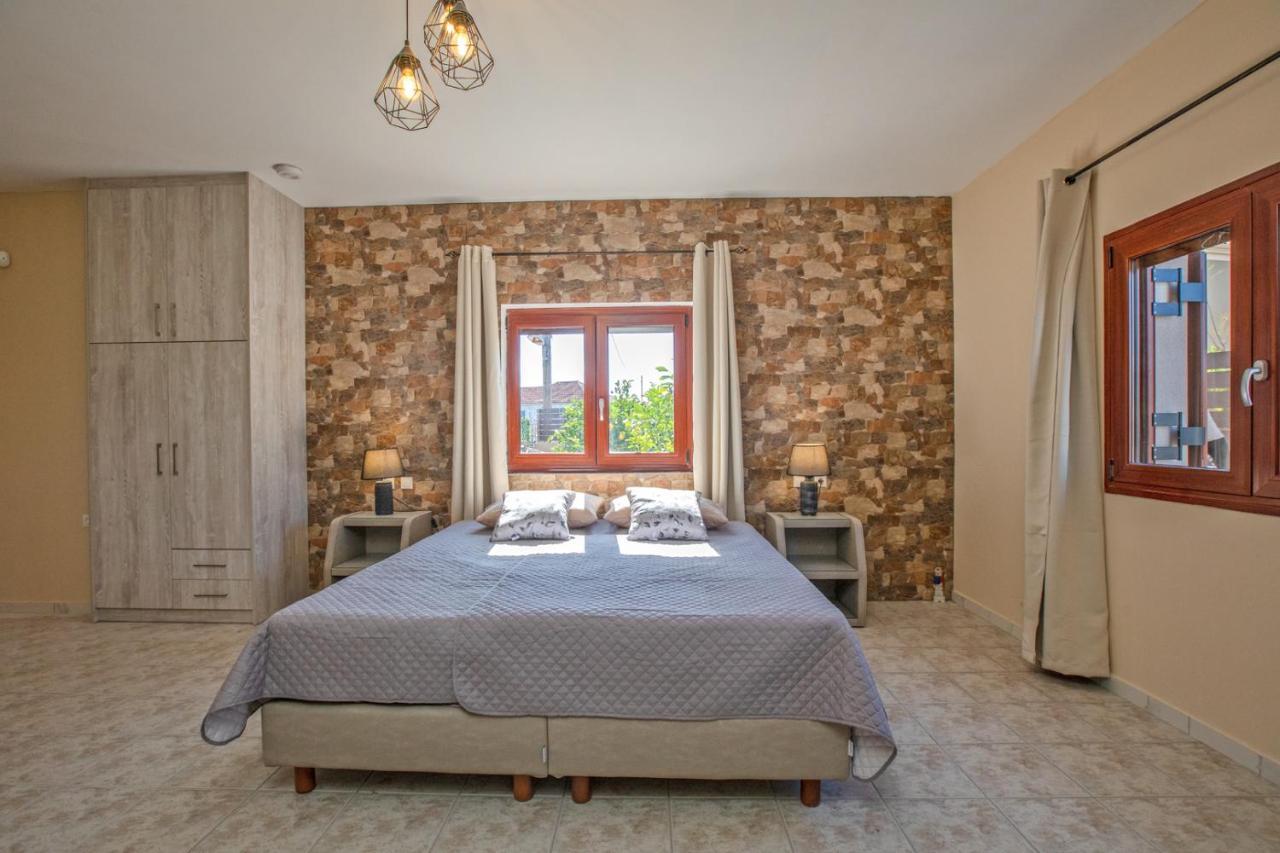 Stathatos Holiday home *